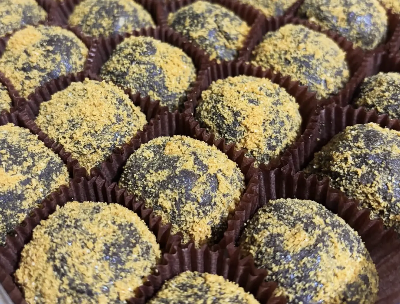 Biscoff Dubai Chocolate Chewy Cookies
